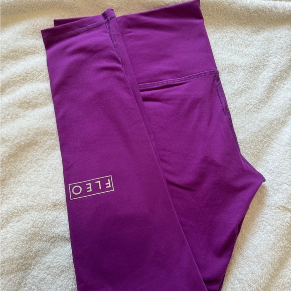 Fleo Pants - EUC S Fleo El Toro; Color: Dahlia